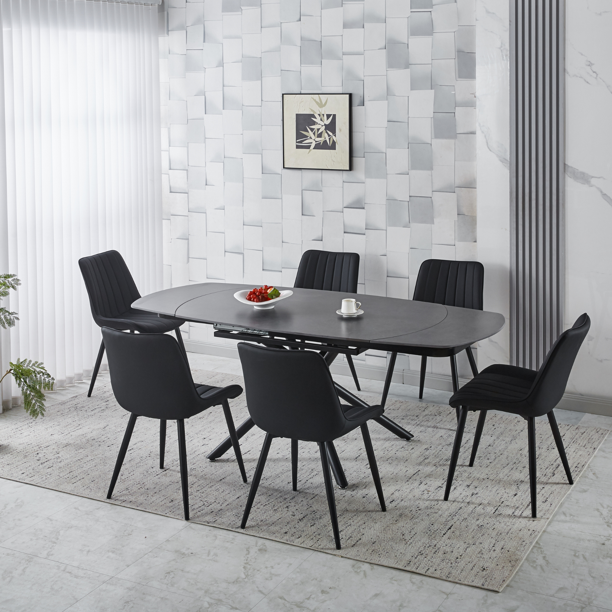 Flexible and Extendable Dining Table