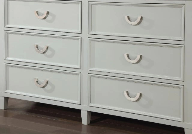 Lycorida Dresser