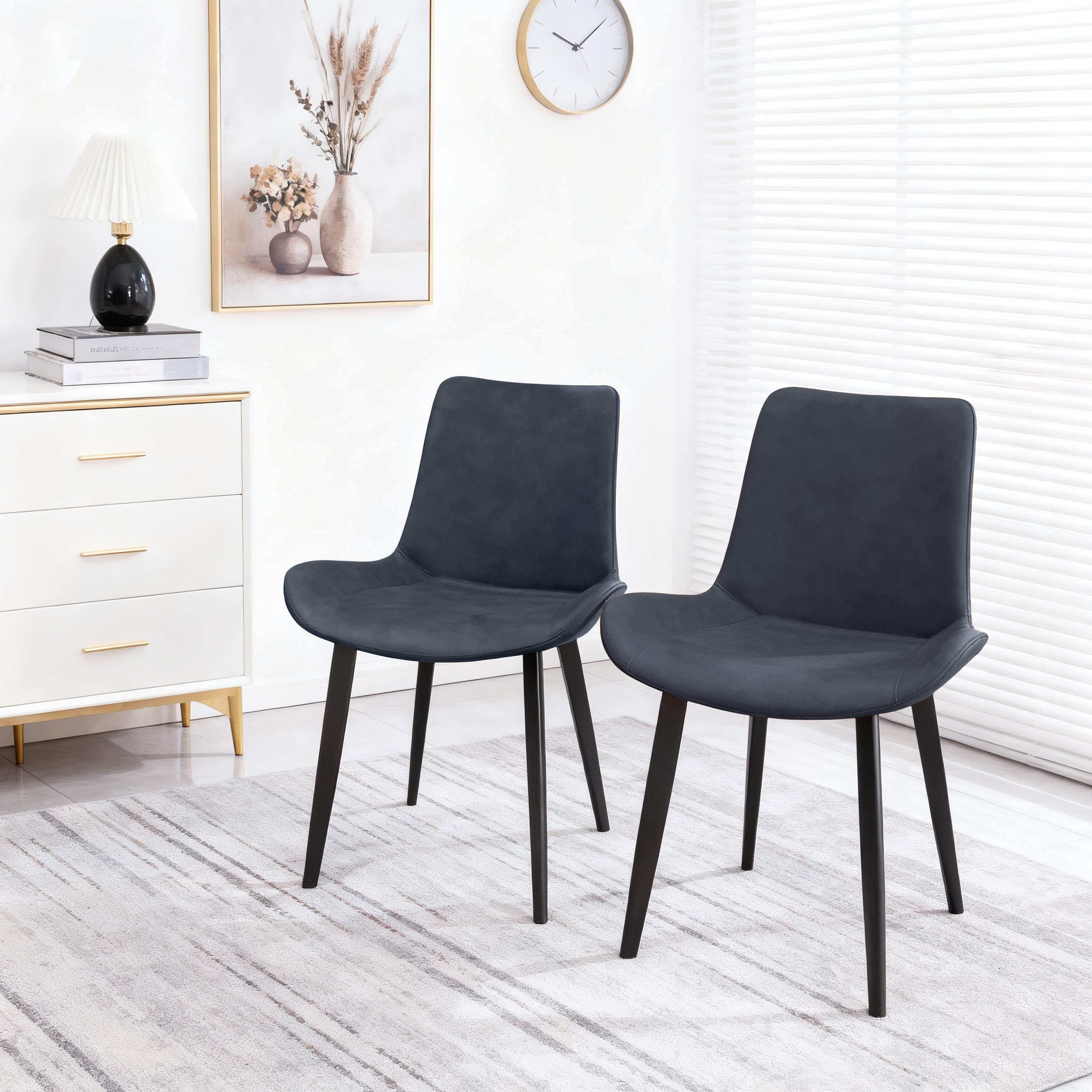 PU Material Black Powder Coated Legs Dining Chair