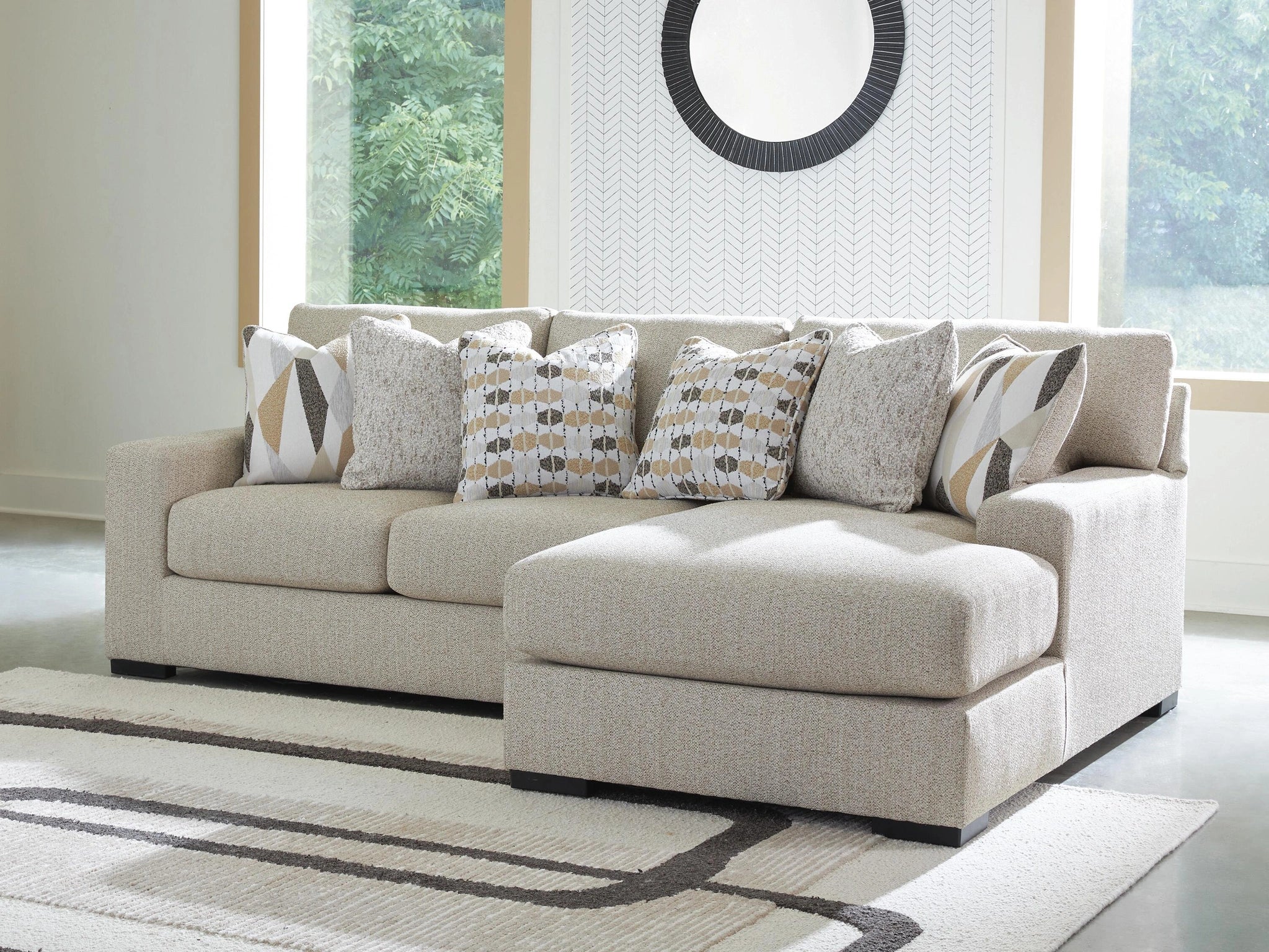 Laurelgrove Sectional Sofa Chaise