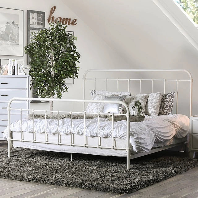 Iria E.King Bed