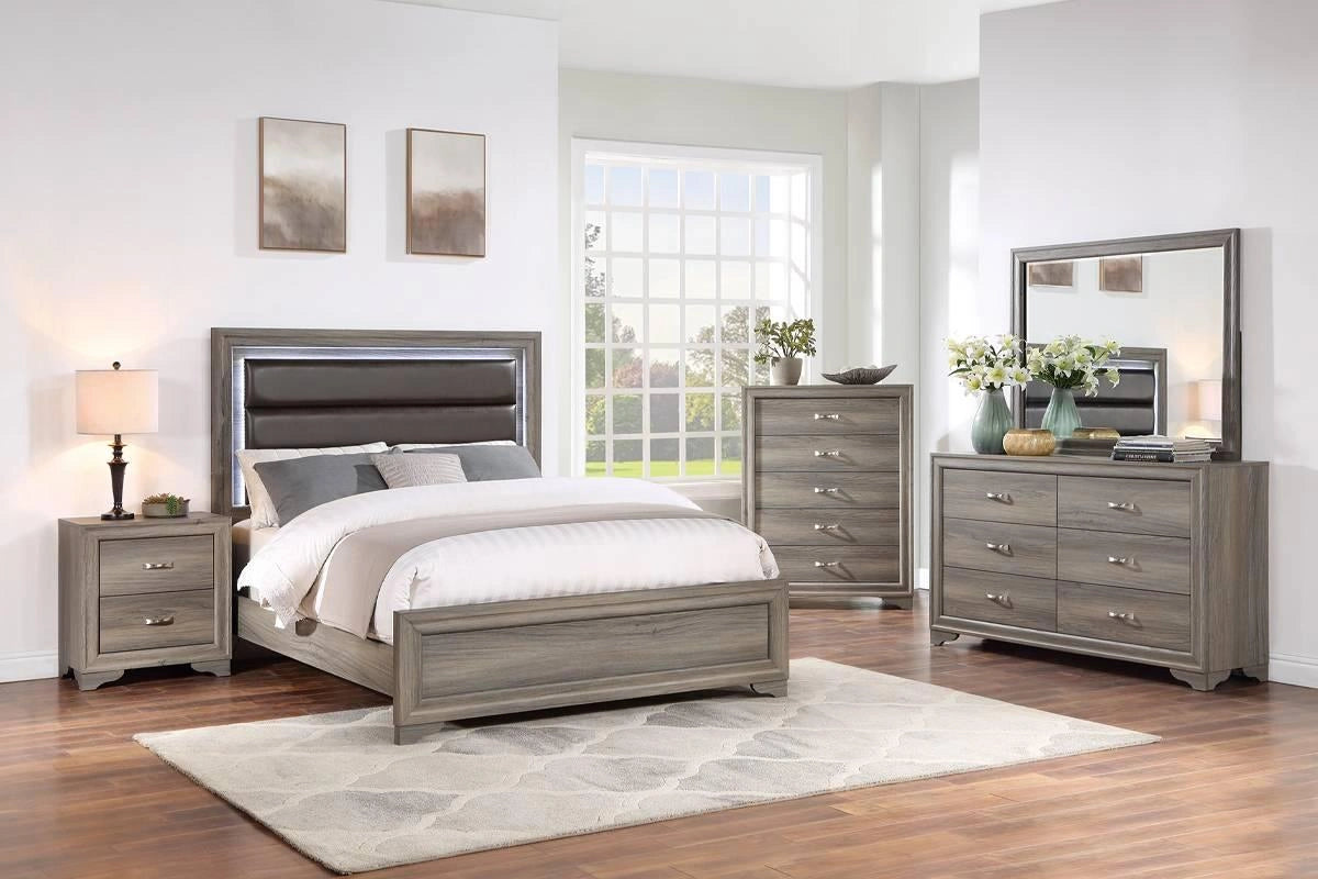 Chuint Eastern King Bed in Espresso Bonded Leather