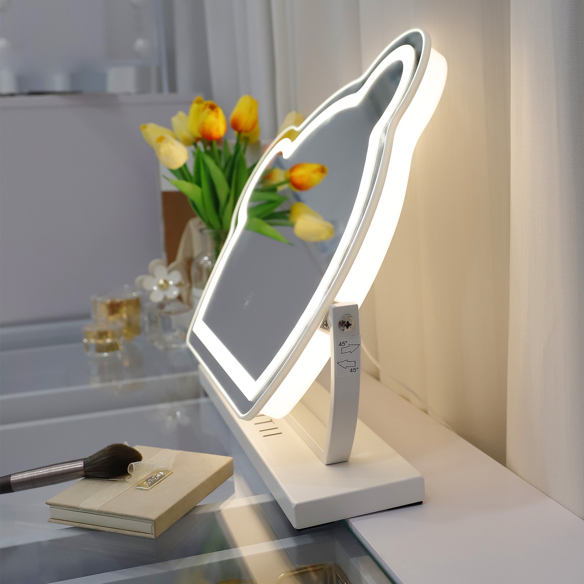 VANITII Hollywood Vanity Mirror Bear LED Mirror