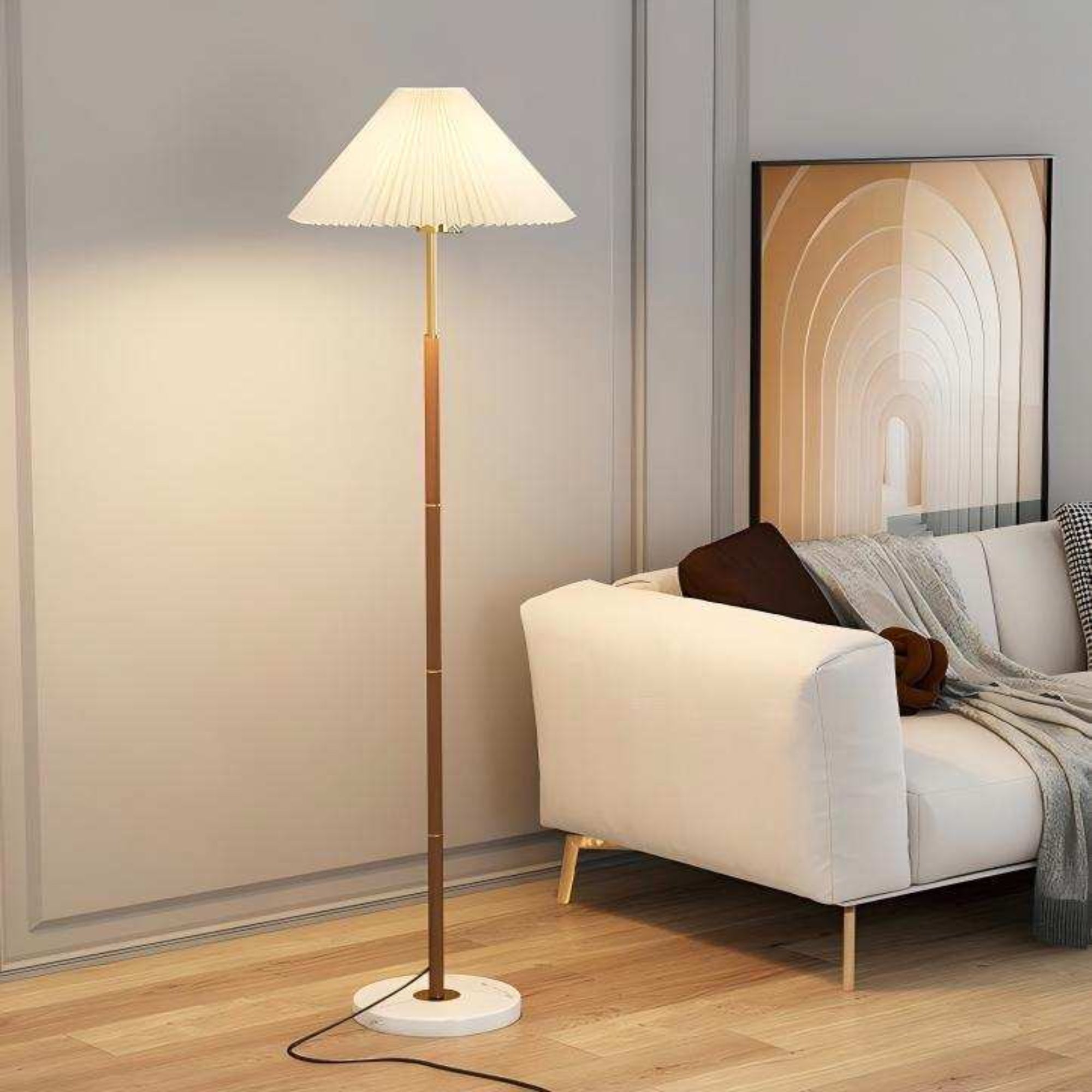 Wood & Gold Pleated Floor Lamp – retro-chic standing light, fits modern or mid-century spaces