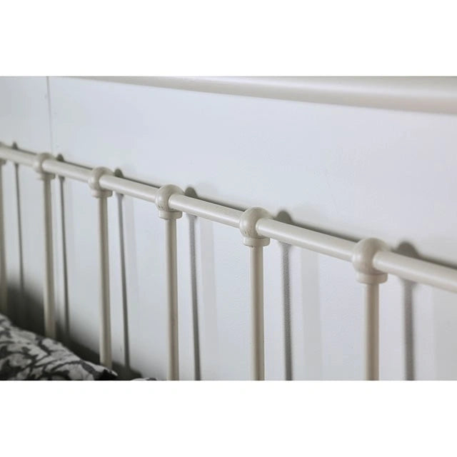 Iria Cal.King Bed