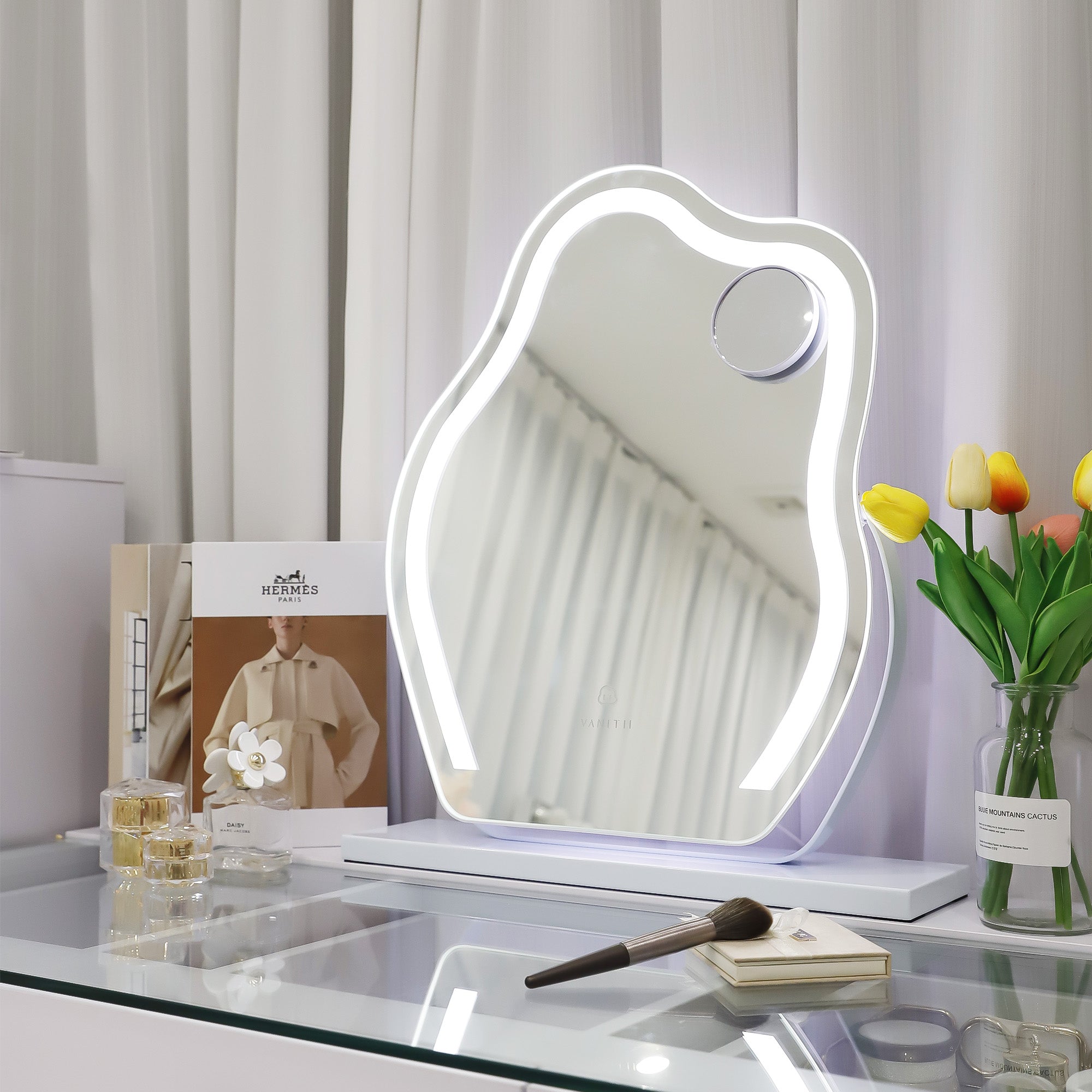 VANITII Hollywood Vanity Mirror Cloud LED Mirror with Bluetooth Speaker