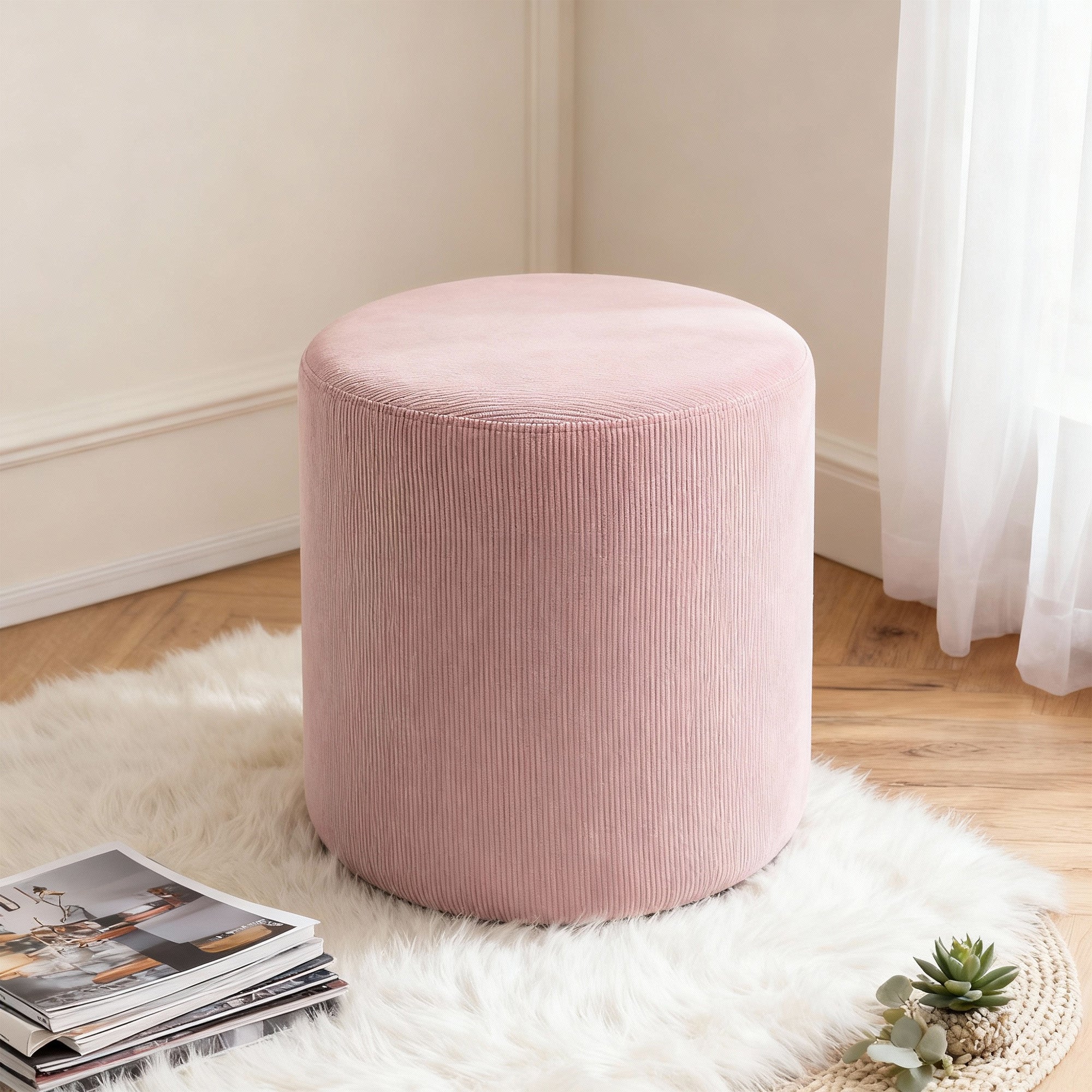Vanity Chair Corduroy Stool-Pink
It is placed in the bedroom,being both beautiful and practical.