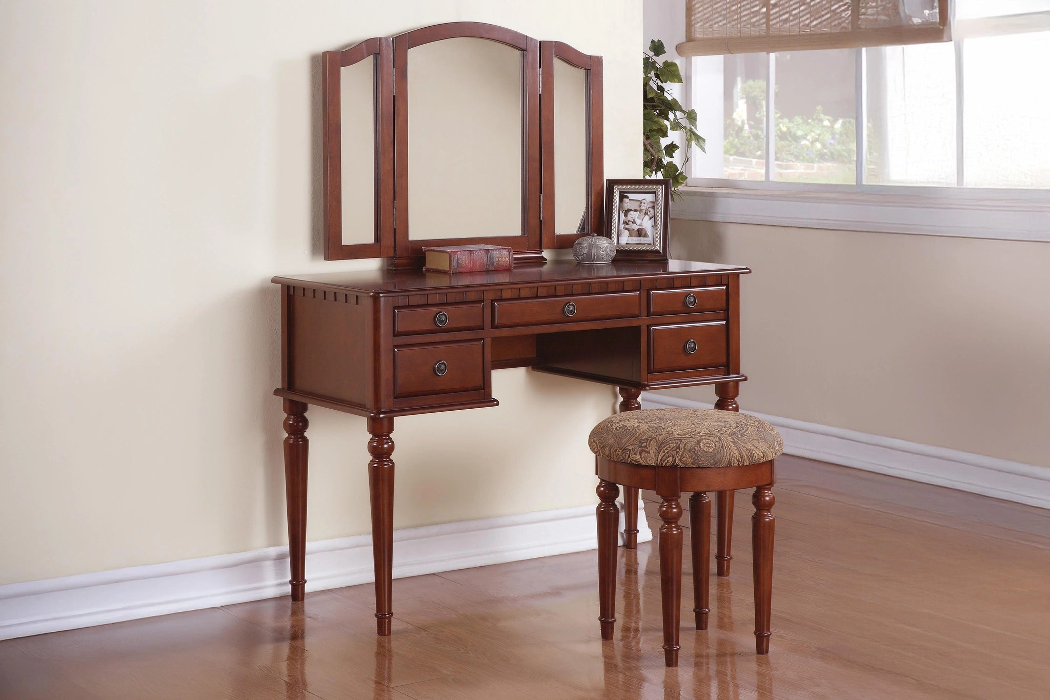 Mcraft Vanity Set in Cherry